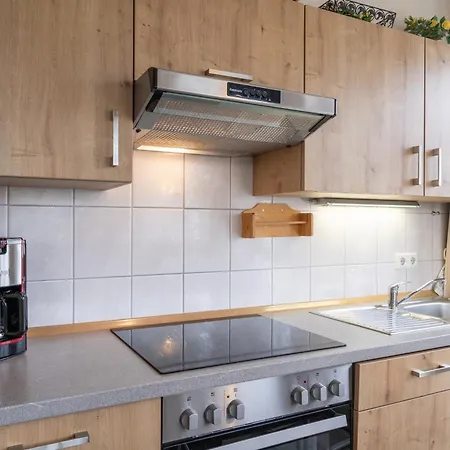 405, Seepark Apartment